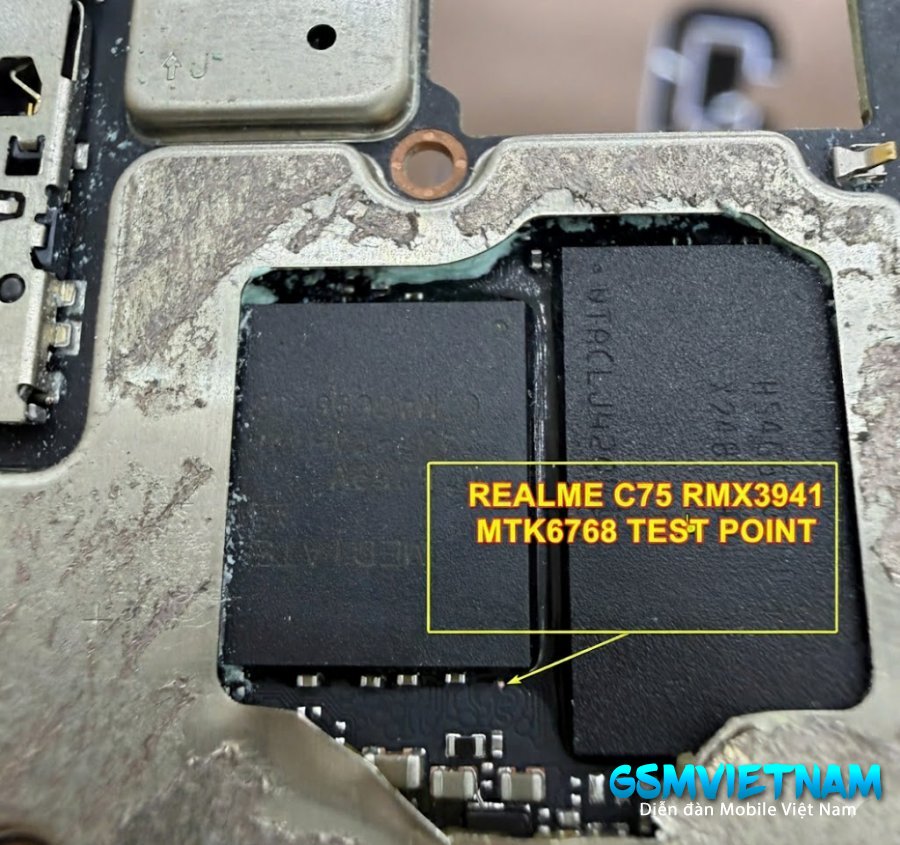 realme c75 rmx3941.jpg
